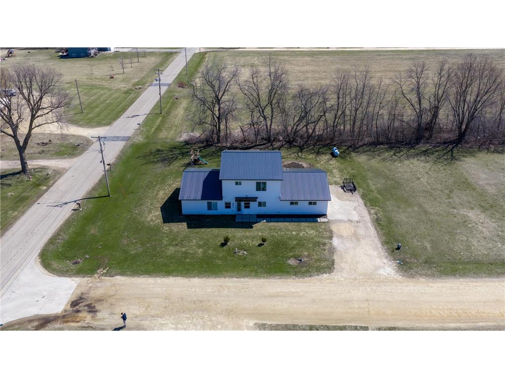 241 Pleasant Street Dexter MN 55926 7053919 image25