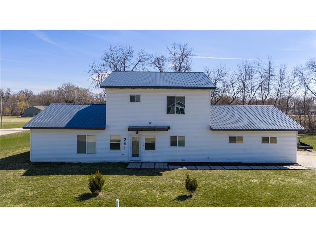241 Pleasant Street Dexter MN 55926 7053919 image28