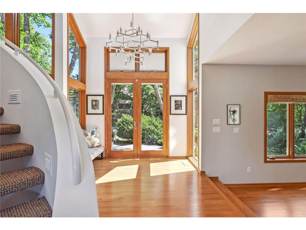 2410 Lorien Street Minnetonka MN 55305 6481763 image1