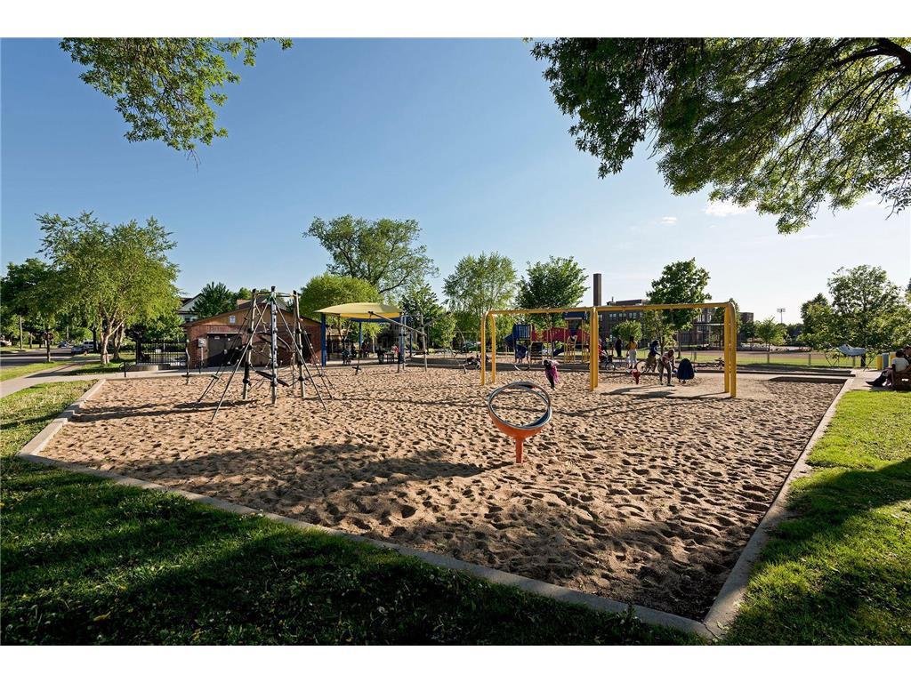 2410 Quincy Street NE Minneapolis MN 55418 7086668 image36