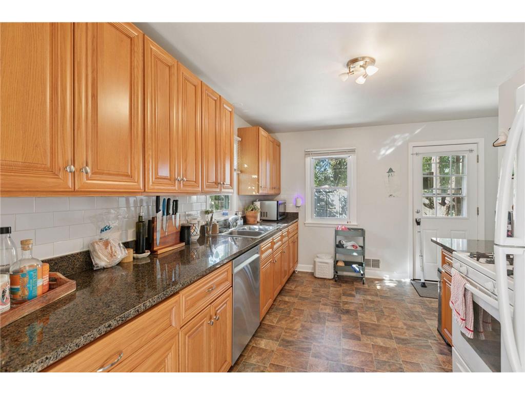 2410 Quincy Street NE Minneapolis MN 55418 7086668 image6