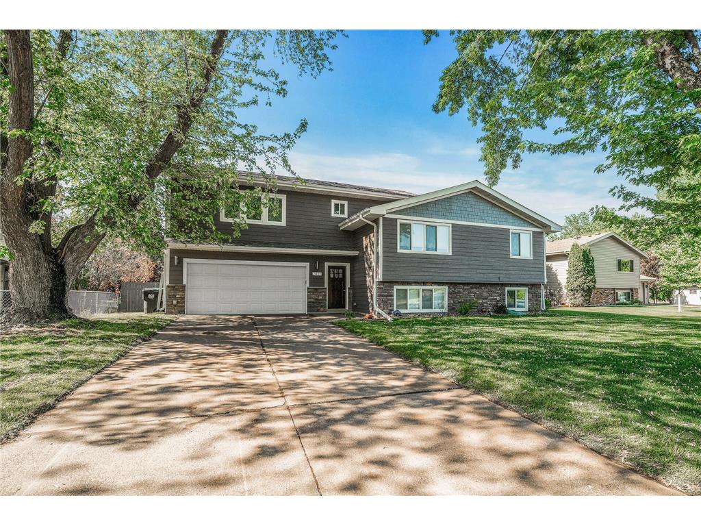 2411 78th Court N Brooklyn Park MN 55444 6725012 image1