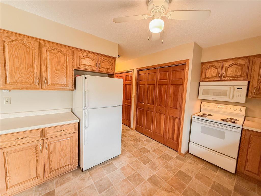 2411 Kenwood Drive SW Willmar MN 56201 7074743 image12