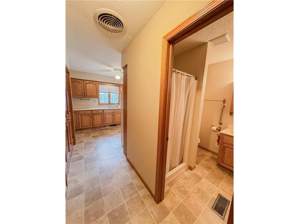 2411 Kenwood Drive SW Willmar MN 56201 7074743 image22