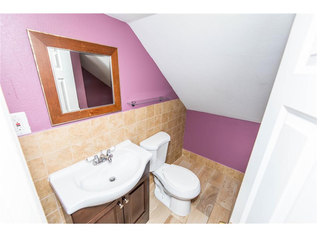 2411 Madison Street NE Minneapolis MN 55418 7040880 image10