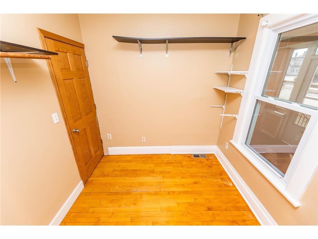 2411 Madison Street NE Minneapolis MN 55418 7040880 image21