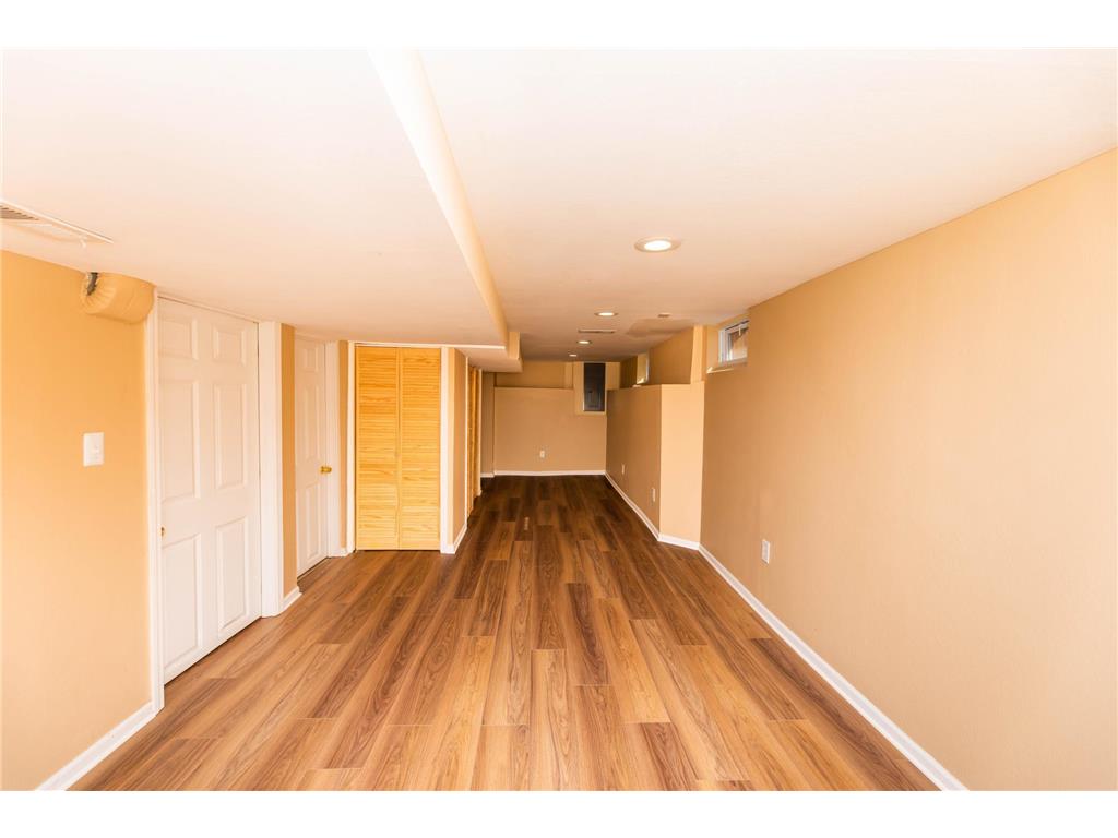 2411 Madison Street NE Minneapolis MN 55418 7040880 image24