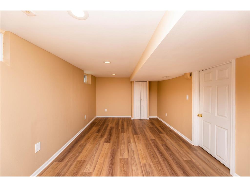 2411 Madison Street NE Minneapolis MN 55418 7040880 image26