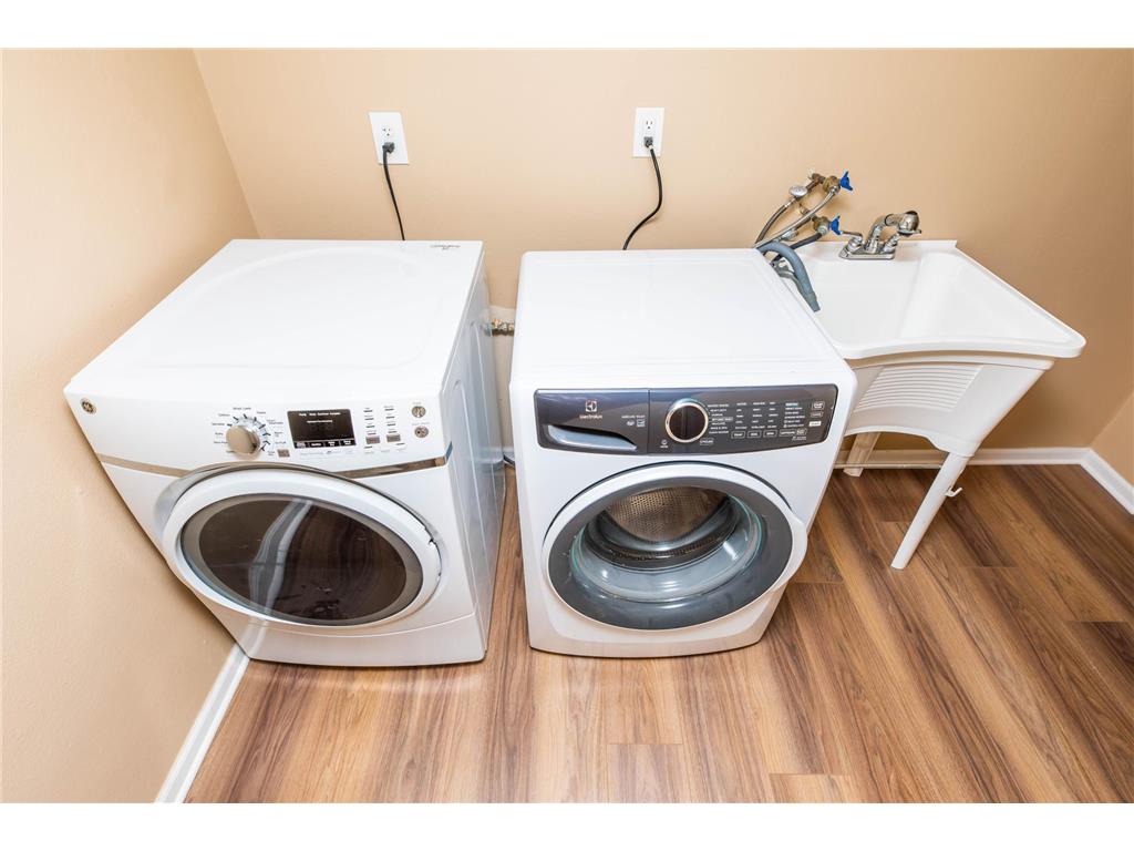 2411 Madison Street NE Minneapolis MN 55418 7040880 image28