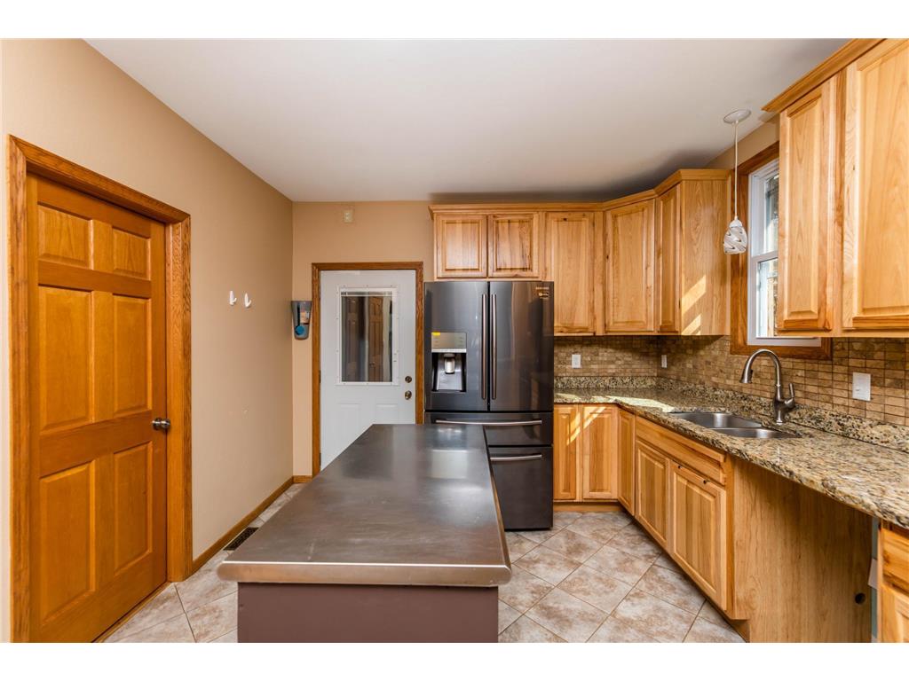 2411 Madison Street NE Minneapolis MN 55418 7040880 image4