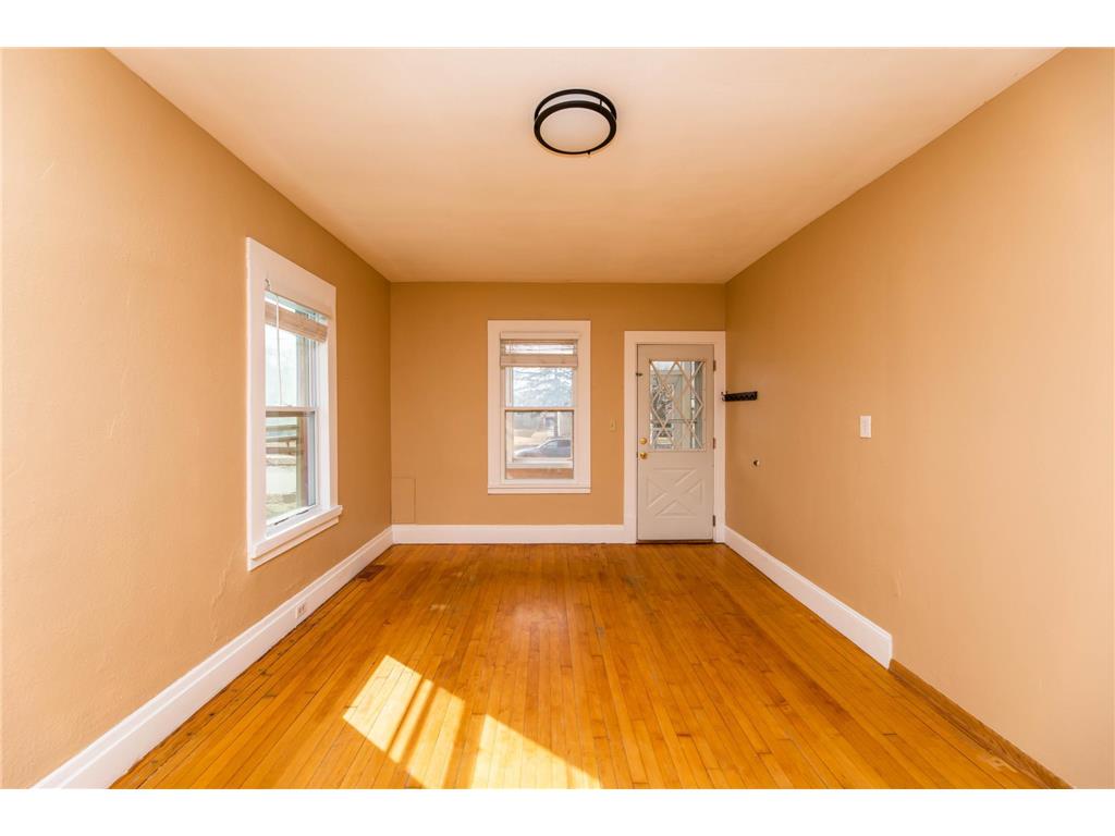 2411 Madison Street NE Minneapolis MN 55418 7040880 image6