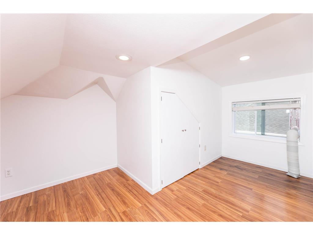 2411 Madison Street NE Minneapolis MN 55418 7040880 image7