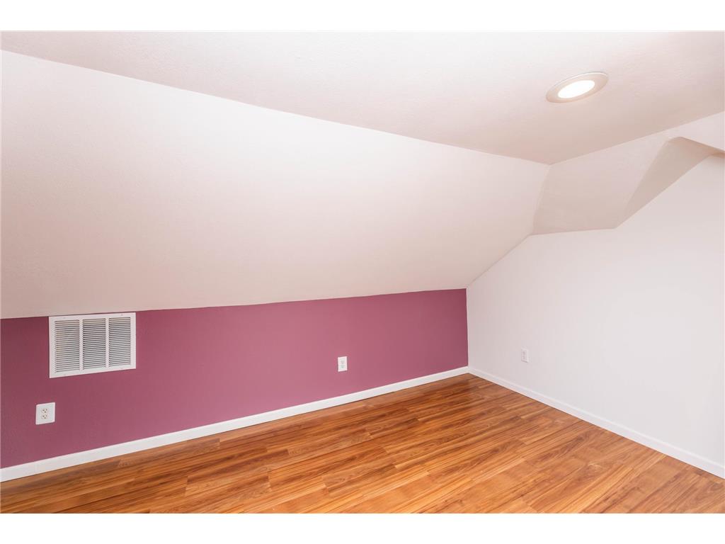 2411 Madison Street NE Minneapolis MN 55418 7040880 image9