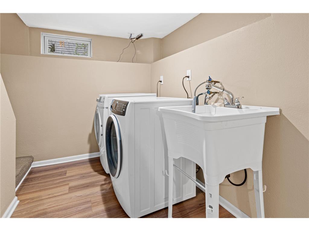 2411 Madison Street NE Minneapolis MN 55418 7077669 image12