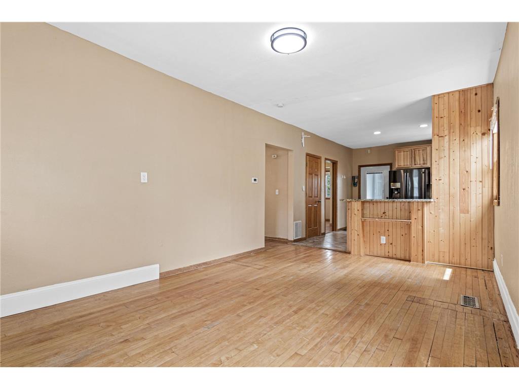 2411 Madison Street NE Minneapolis MN 55418 7077669 image22