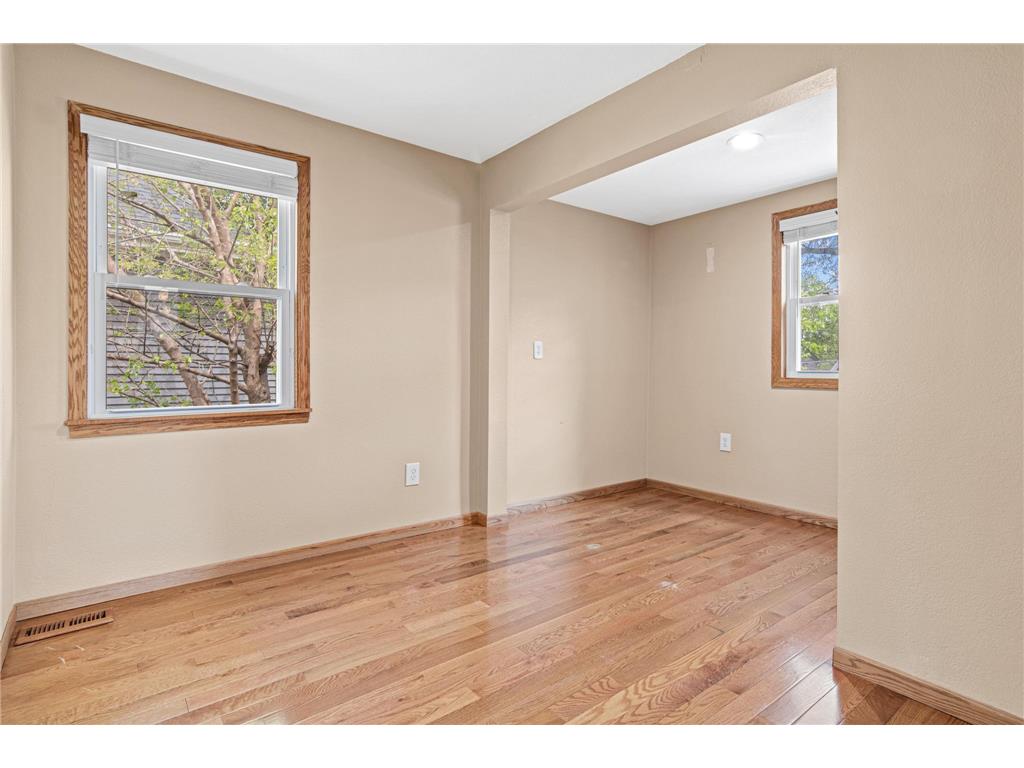 2411 Madison Street NE Minneapolis MN 55418 7077669 image23