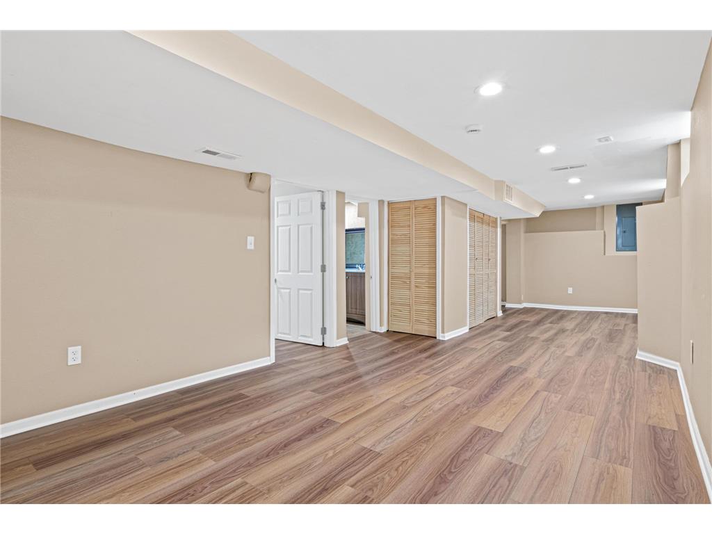 2411 Madison Street NE Minneapolis MN 55418 7077669 image28