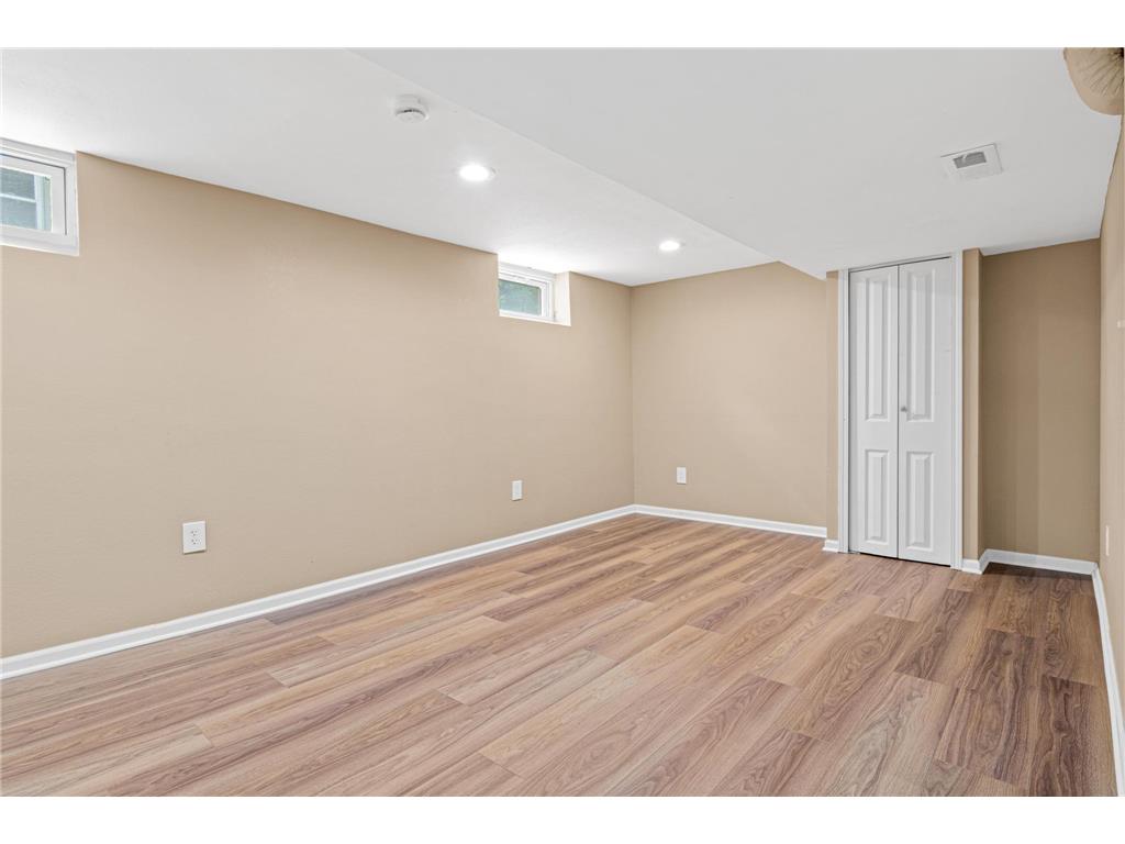 2411 Madison Street NE Minneapolis MN 55418 7077669 image29