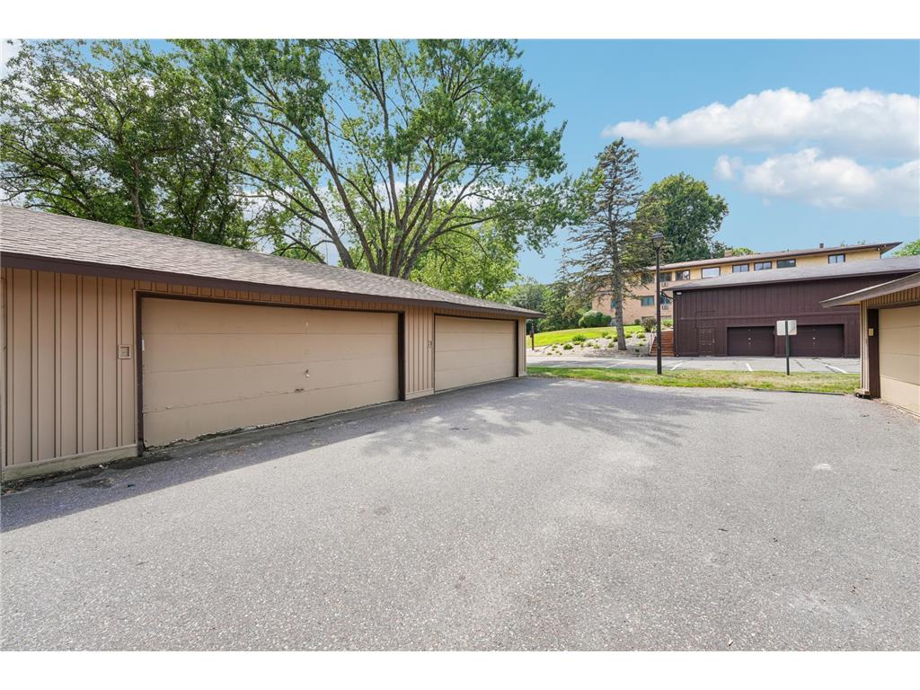 2411 Unity Avenue N Golden Valley MN 55422 7109607 image26