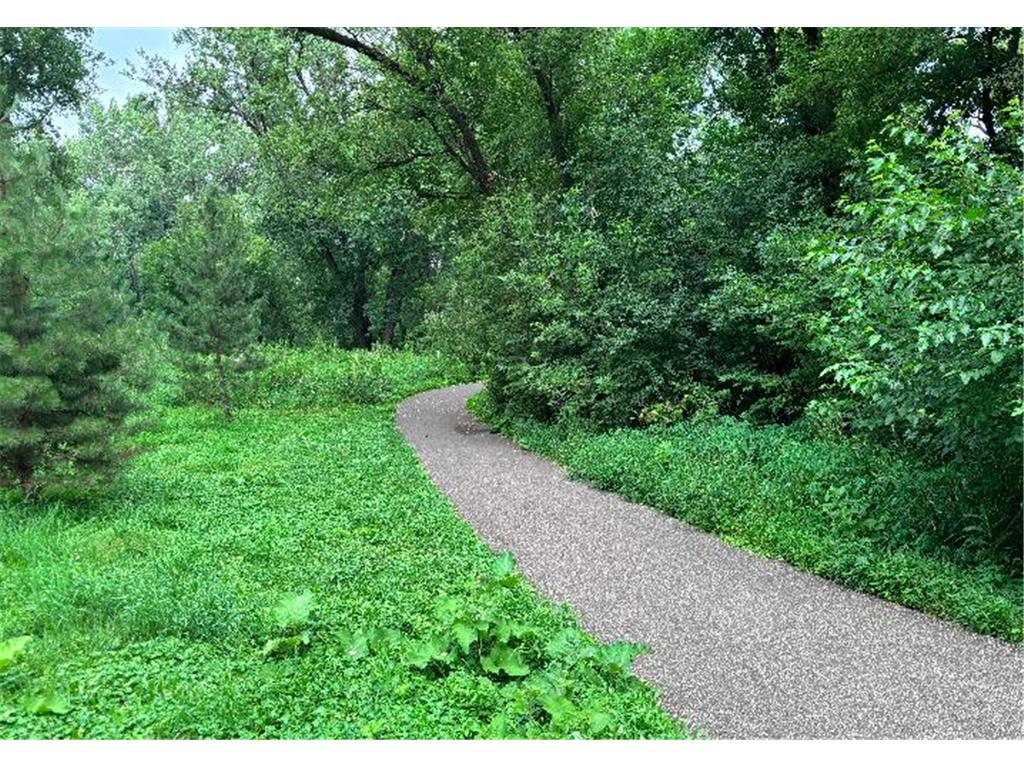 2411 Unity Avenue N Golden Valley MN 55422 7109607 image32