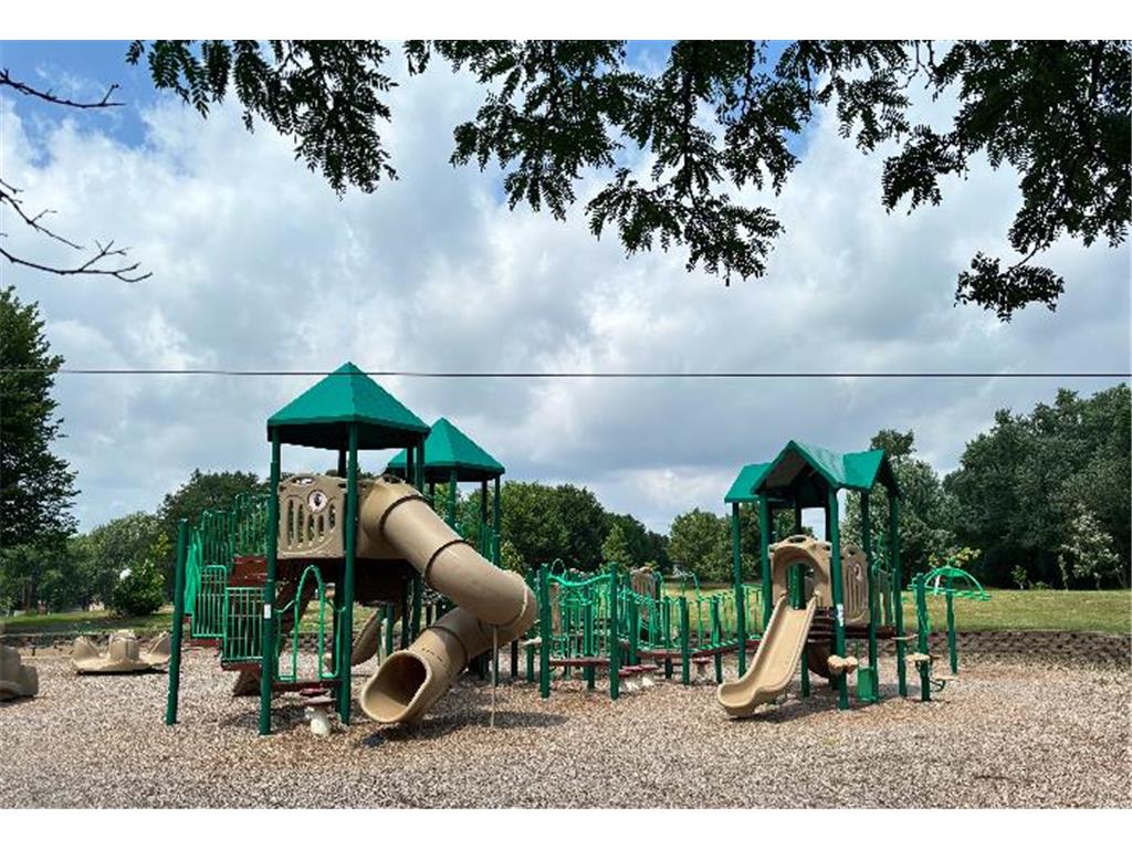 2411 Unity Avenue N Golden Valley MN 55422 7109607 image34