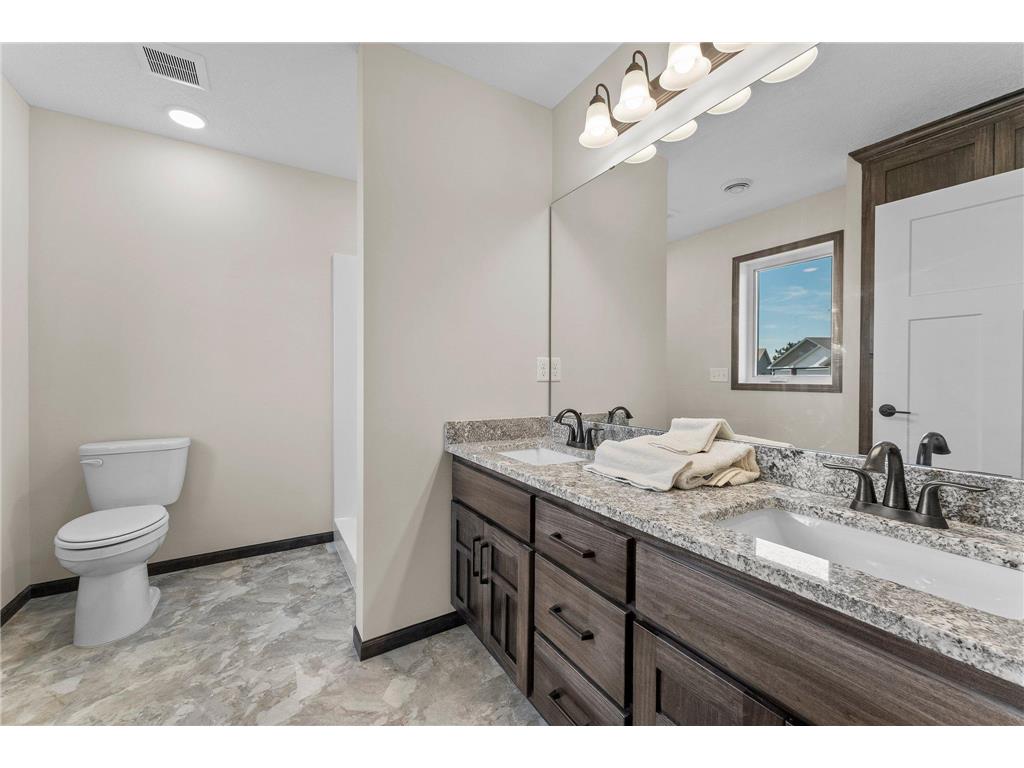 24111 Taylor Street NE East Bethel MN 55005 6626682 image34