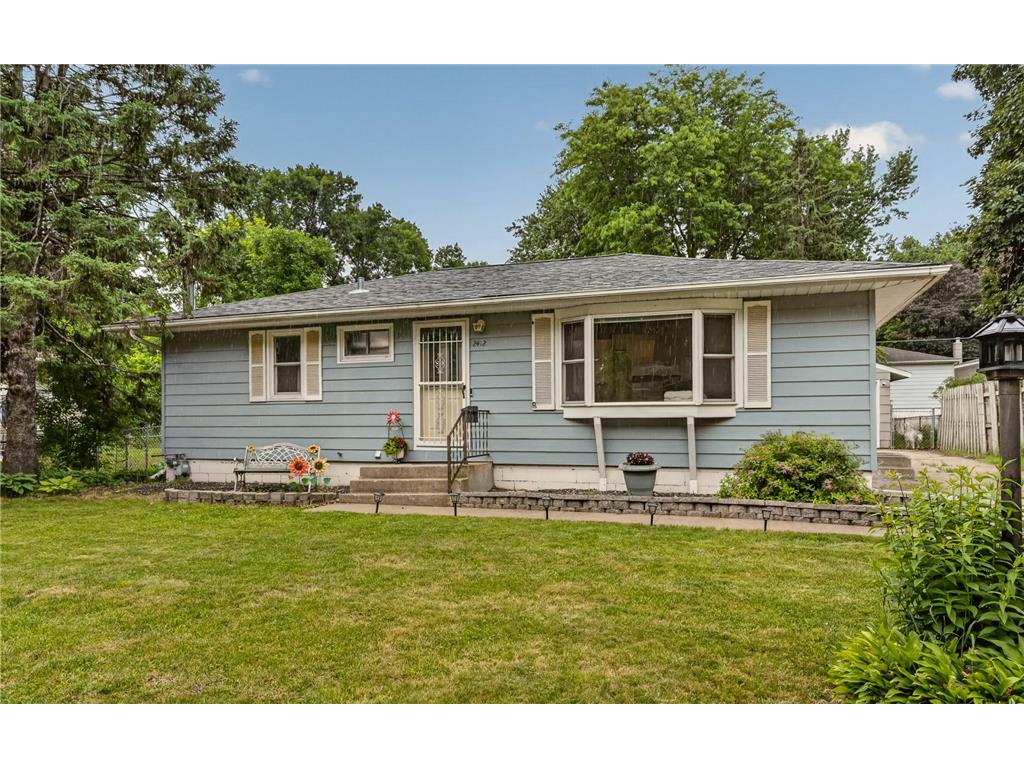 2412 25th Street NW Rochester MN 55901 7080363 image1