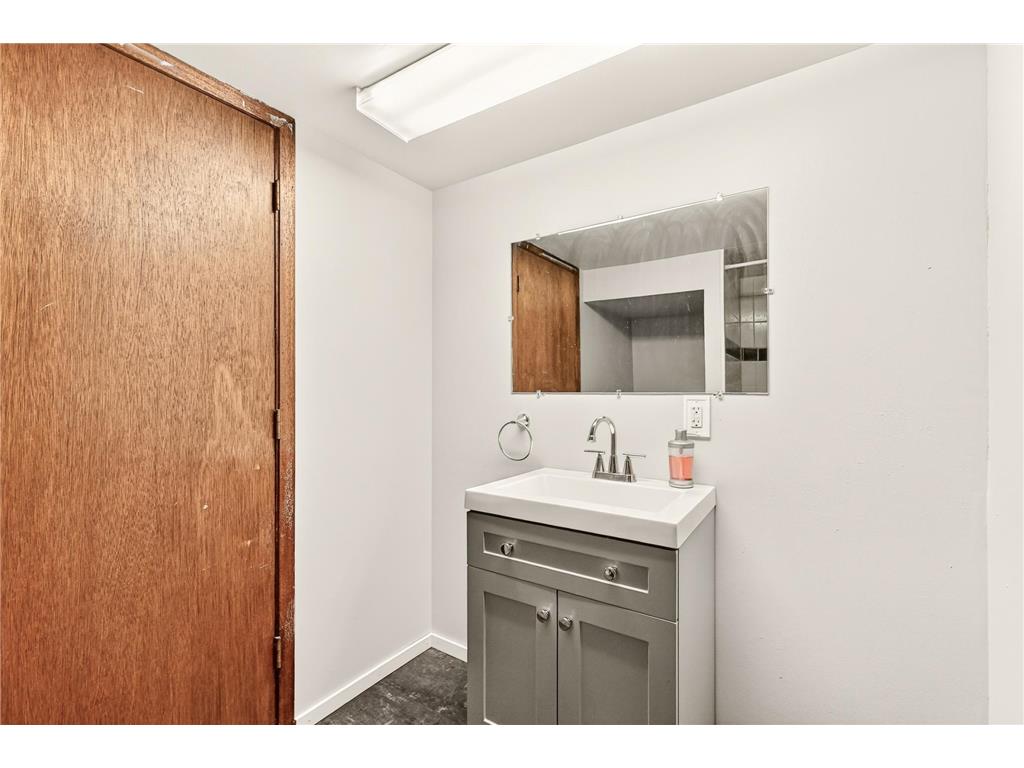 2412 25th Street NW Rochester MN 55901 7080363 image18
