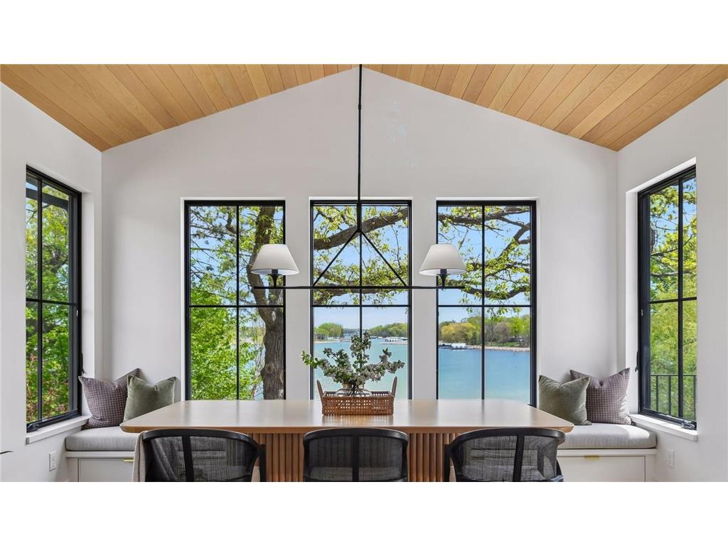 2412 Avon Drive Mound MN 55364 - Lake Minnetonka 7062669 image1