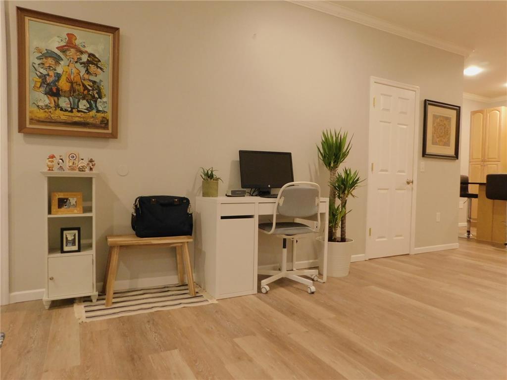 2412 Harriet Avenue #101 Minneapolis MN 55405 7086749 image11