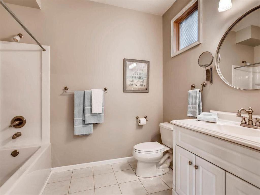 2412 Harriet Avenue #101 Minneapolis MN 55405 7086749 image18