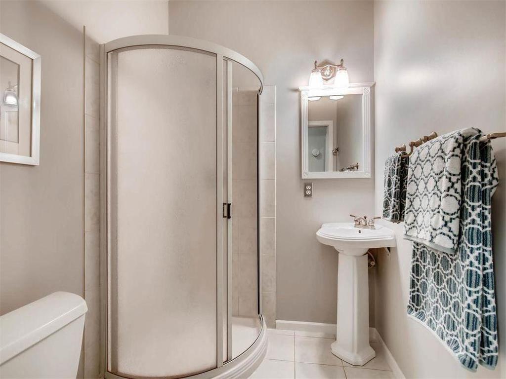 2412 Harriet Avenue #101 Minneapolis MN 55405 7086749 image19