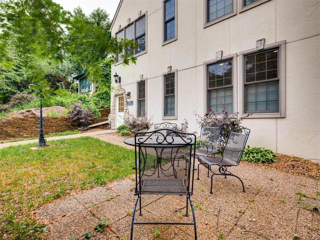 2412 Harriet Avenue #101 Minneapolis MN 55405 7086749 image20