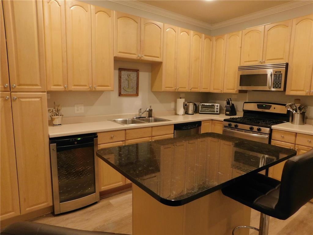 2412 Harriet Avenue #101 Minneapolis MN 55405 7086749 image4