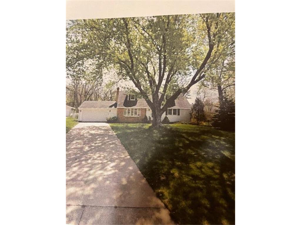 2412 Porter Avenue Anoka MN 55303 6569941 image1