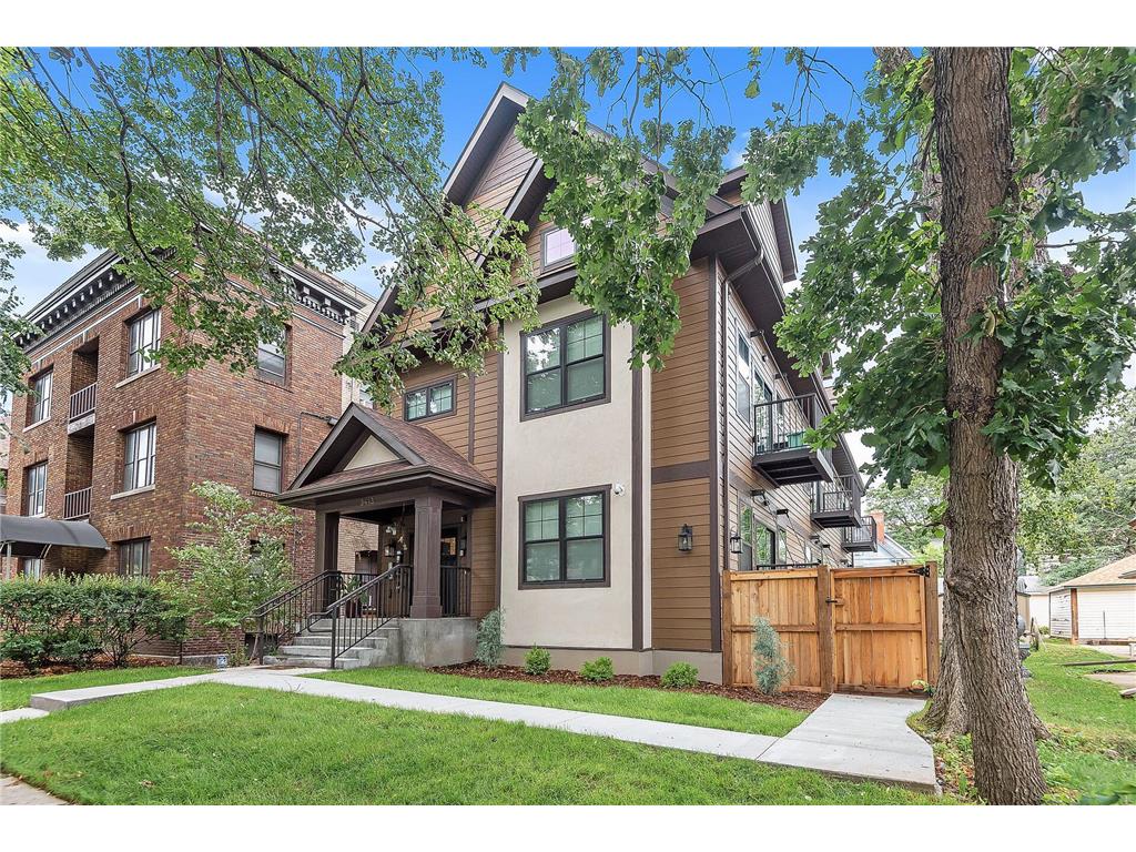 2413 1st Avenue S Minneapolis MN 55404 7045824 image1