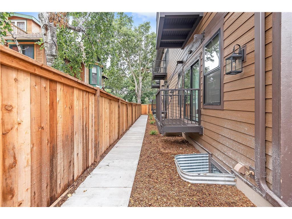 2413 1st Avenue S Minneapolis MN 55404 7045824 image13