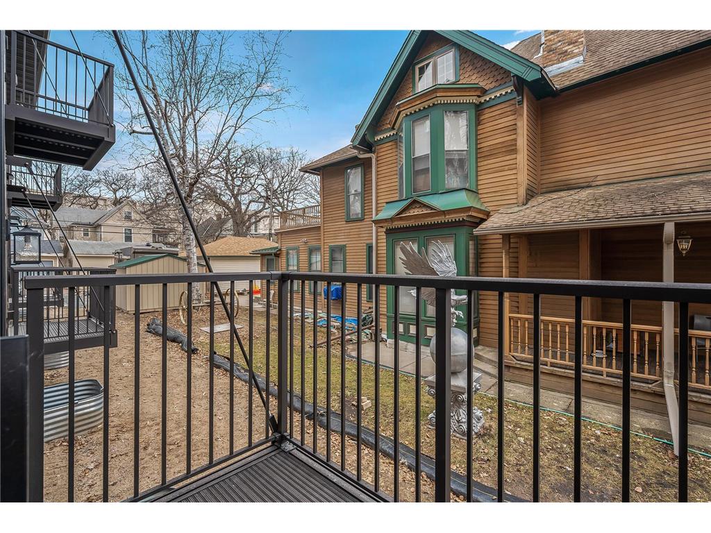2413 1st Avenue S Minneapolis MN 55404 7045824 image20