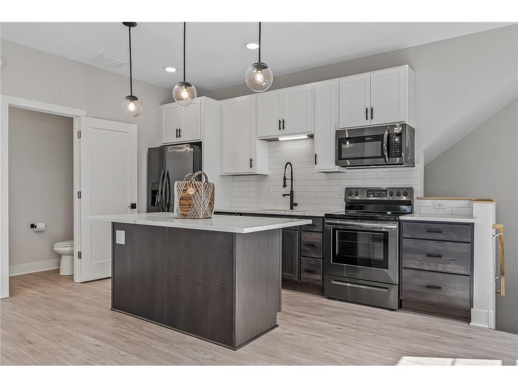 2413 1st Avenue S Minneapolis MN 55404 7045824 image21