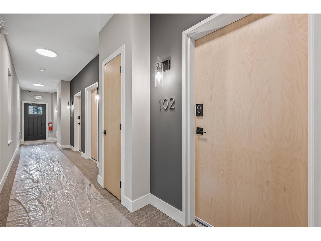 2413 1st Avenue S Minneapolis MN 55404 7045824 image34
