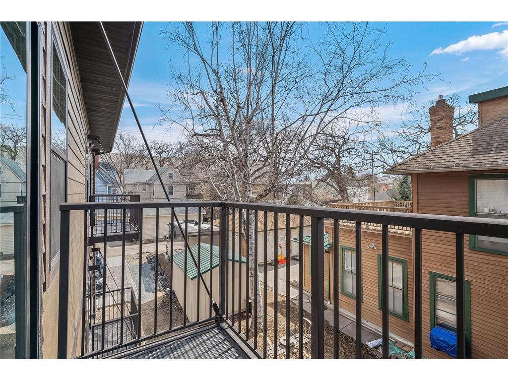 2413 1st Avenue S Minneapolis MN 55404 7045824 image59