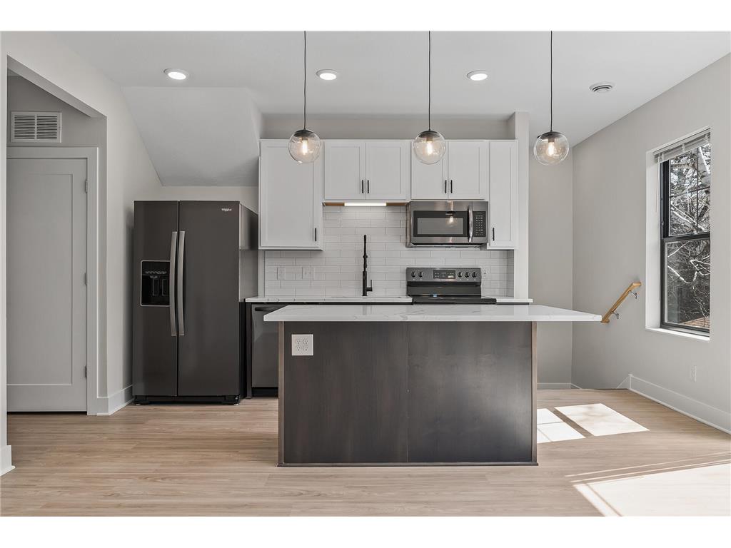 2413 1st Avenue S Minneapolis MN 55404 7045824 image61