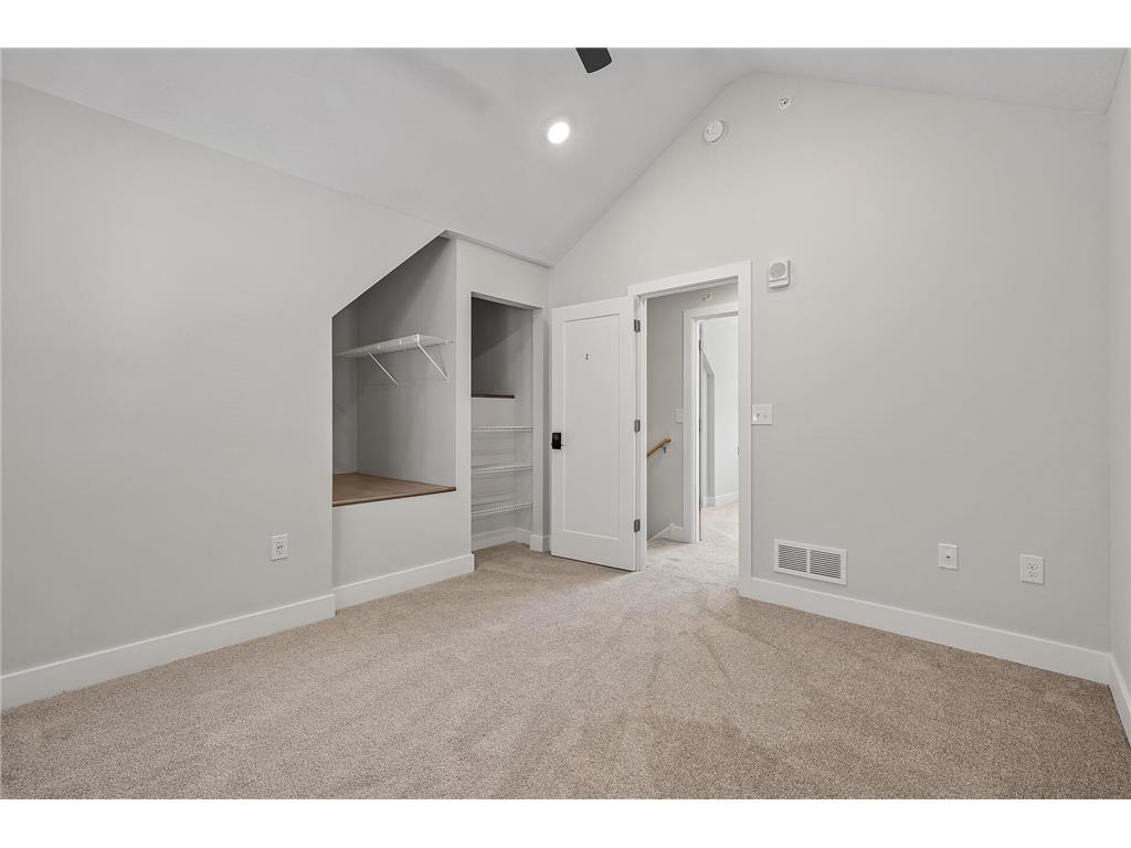 2413 1st Avenue S Minneapolis MN 55404 7045824 image68