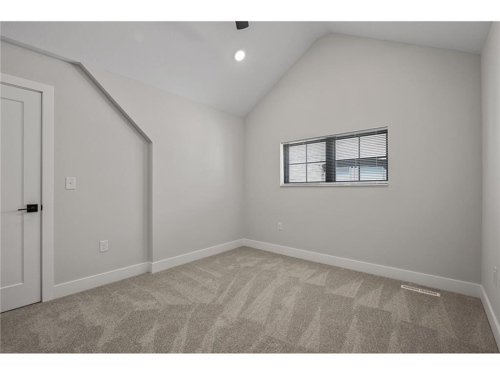 2413 1st Avenue S Minneapolis MN 55404 7045824 image87