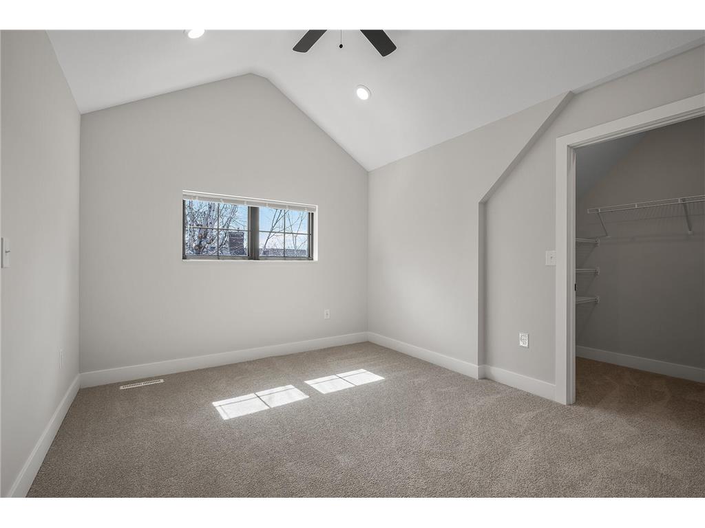 2413 1st Avenue S Minneapolis MN 55404 7045824 image92