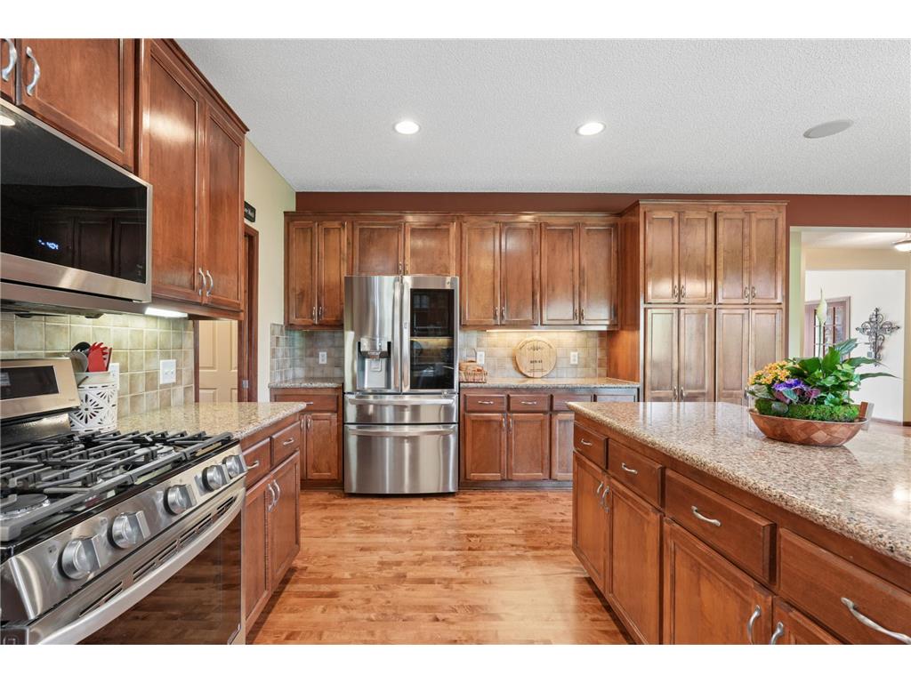 2413 Sandstone Drive Woodbury MN 55129 7076618 image17