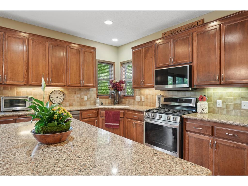 2413 Sandstone Drive Woodbury MN 55129 7076618 image18