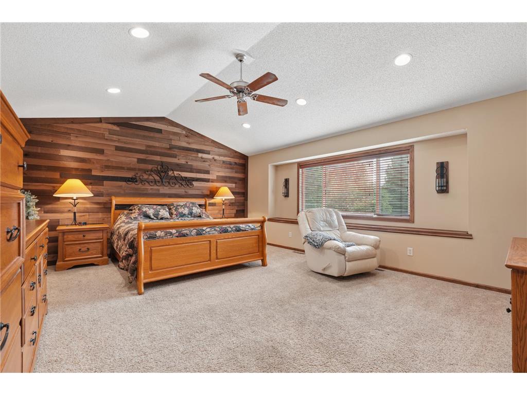 2413 Sandstone Drive Woodbury MN 55129 7076618 image19
