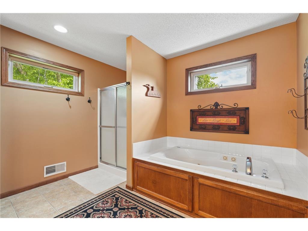 2413 Sandstone Drive Woodbury MN 55129 7076618 image23