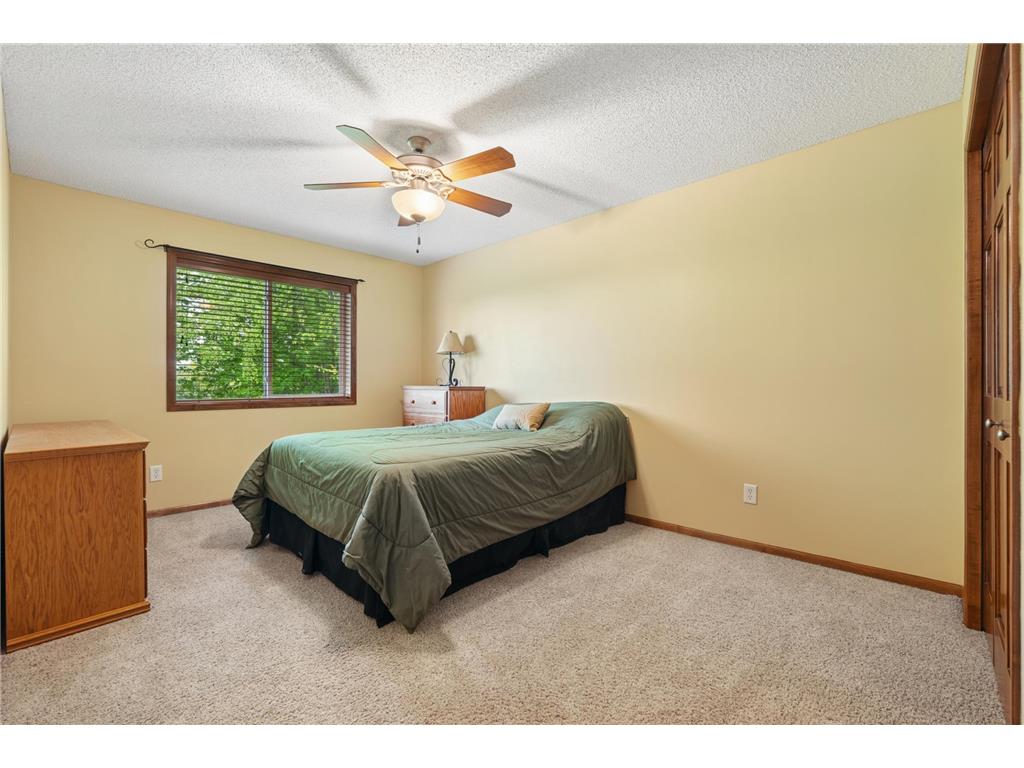 2413 Sandstone Drive Woodbury MN 55129 7076618 image28